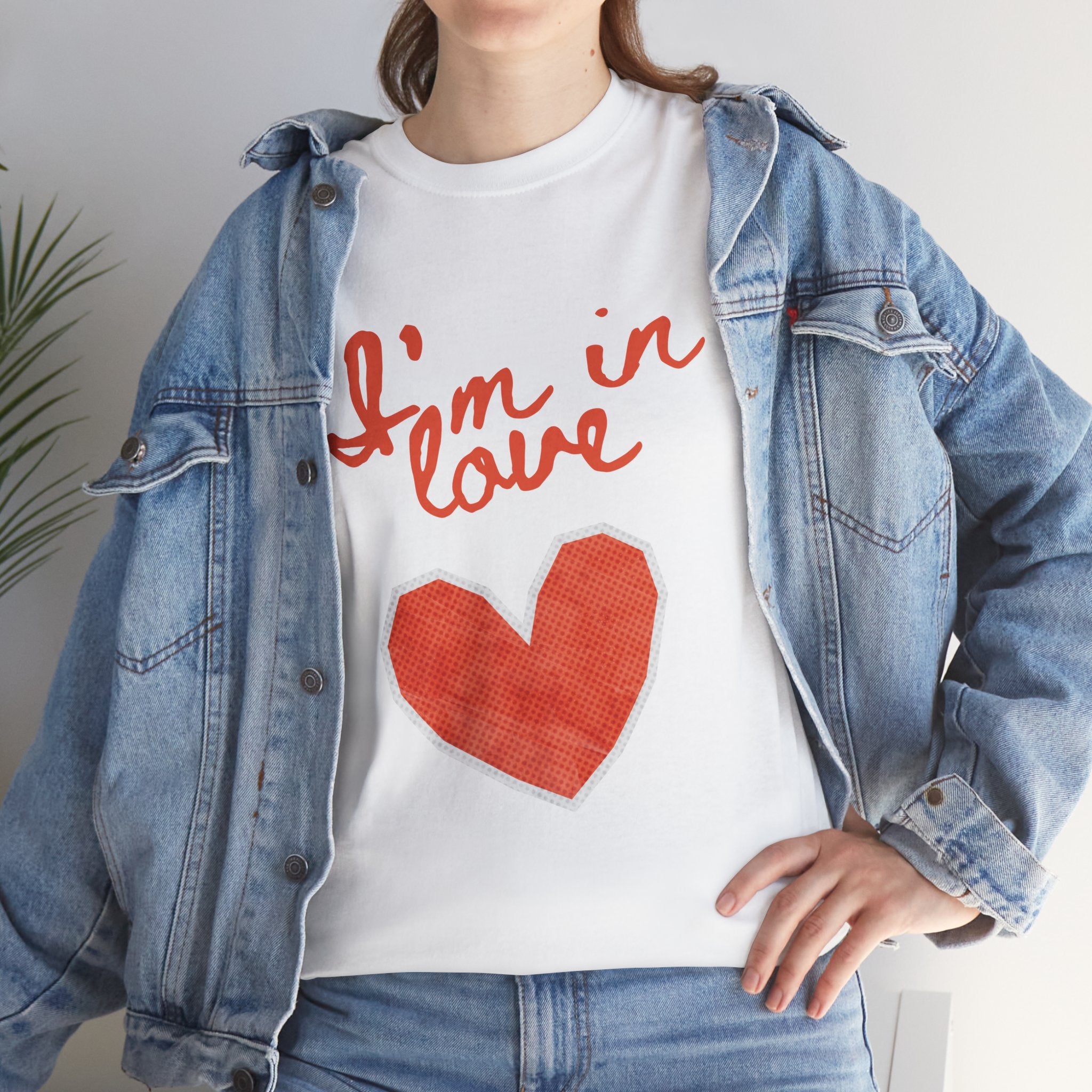 I'm in Love Heart Unisex  T‑Shirt