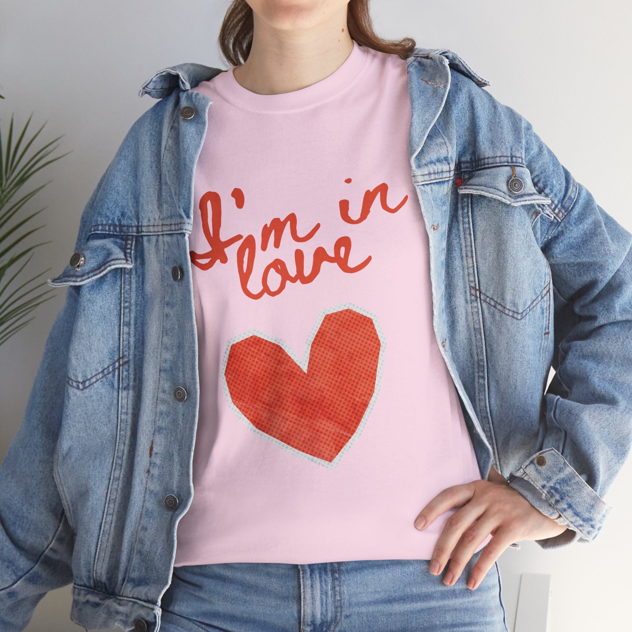 I'm in Love Heart Unisex  T‑Shirt